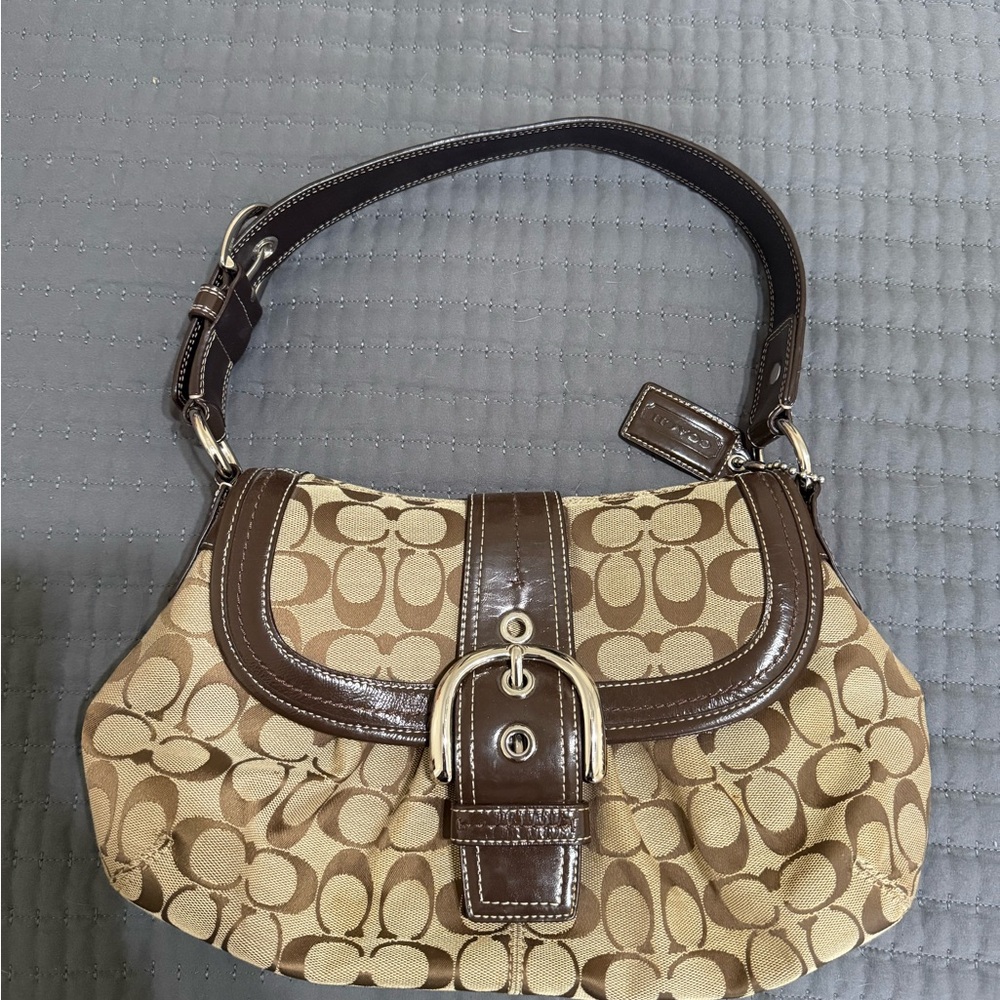 Coach Signature Brown and Tan Shoulder Bag very good/ excellent